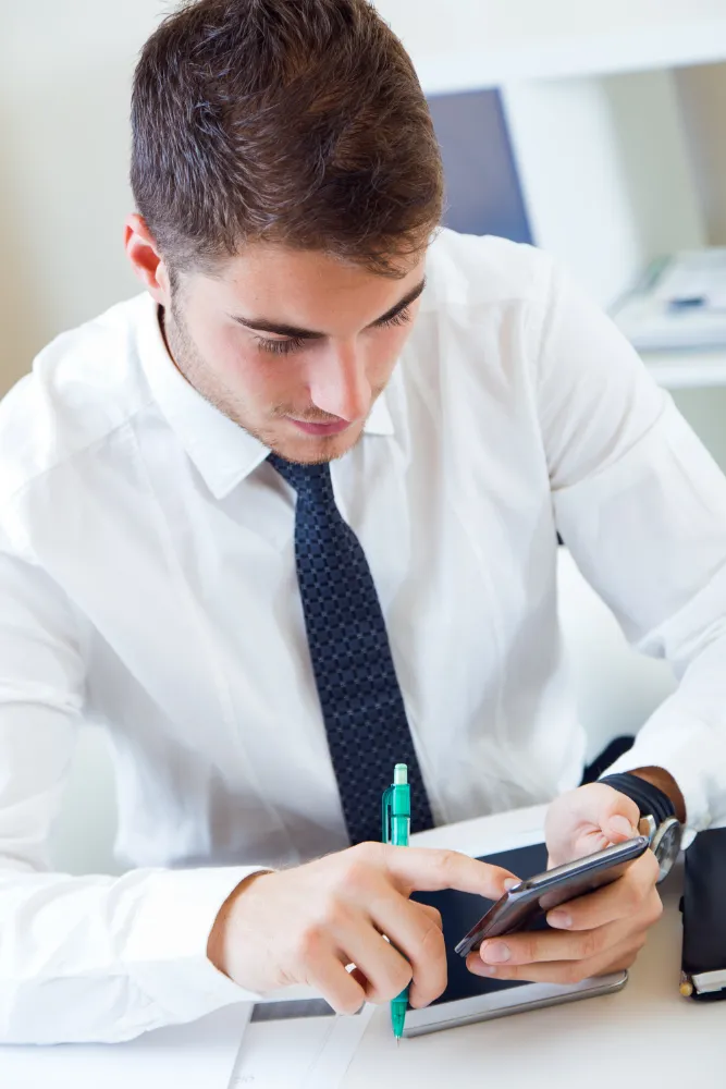 Why Should You Outsource Xero Accounting Services to Cred Books?